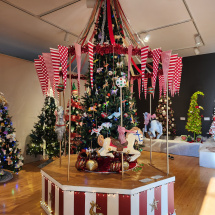 Carousel tree inside JMAM